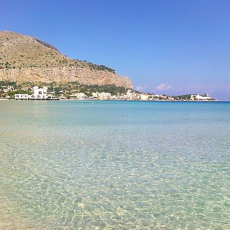 Antigone Holiday House Villa Мондело Стая снимка