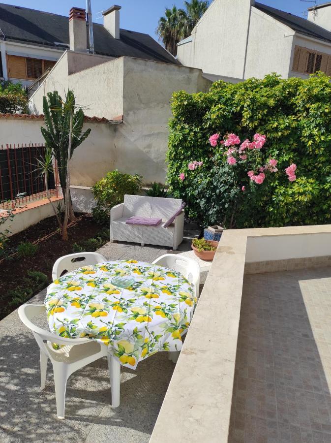 Antigone Holiday House Villa Мондело Екстериор снимка
