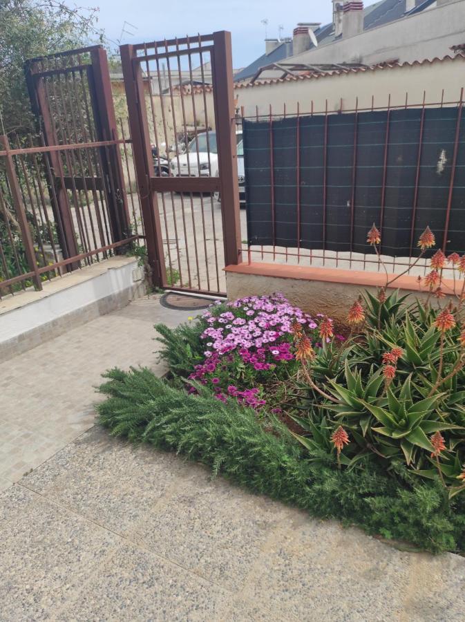Antigone Holiday House Villa Мондело Екстериор снимка