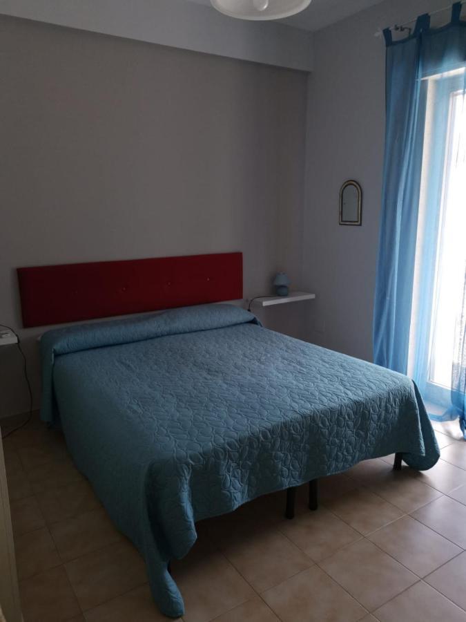 Antigone Holiday House Villa Мондело Екстериор снимка