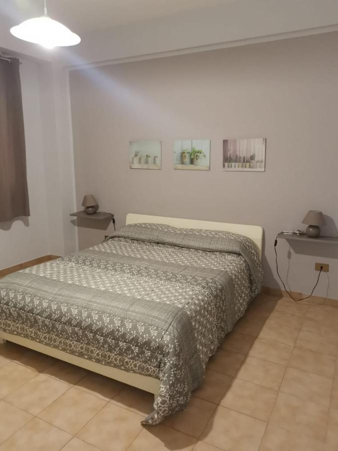 Antigone Holiday House Villa Мондело Екстериор снимка