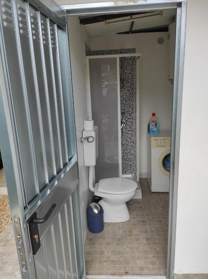 Antigone Holiday House Villa Мондело Екстериор снимка